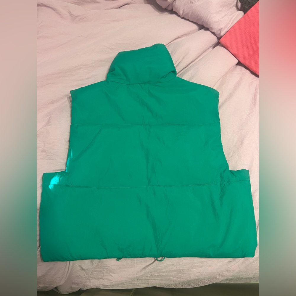 Vest - Picture 2 of 2